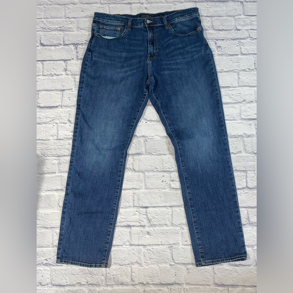 Lucky Brand Men's 410 Athletic Straight